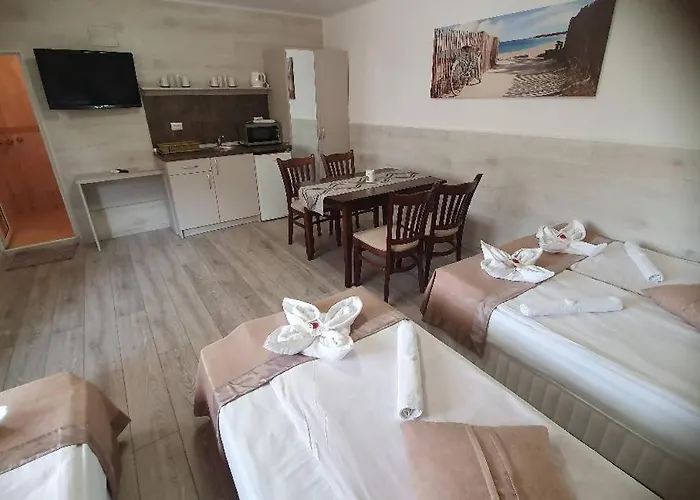 Family Kedara Otel Burgaz