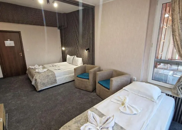 Family Kedara Burgaz