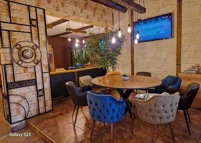 Family Kedara Burgaz