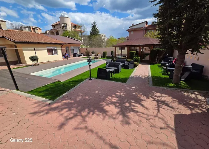 Otel Family Kedara 2*