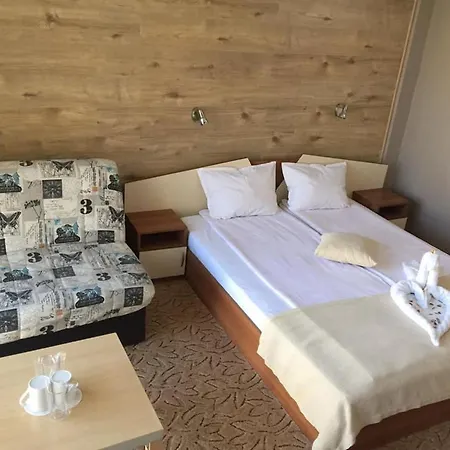 Family Kedara 호텔 부르가스