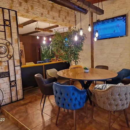 Family Kedara 부르가스